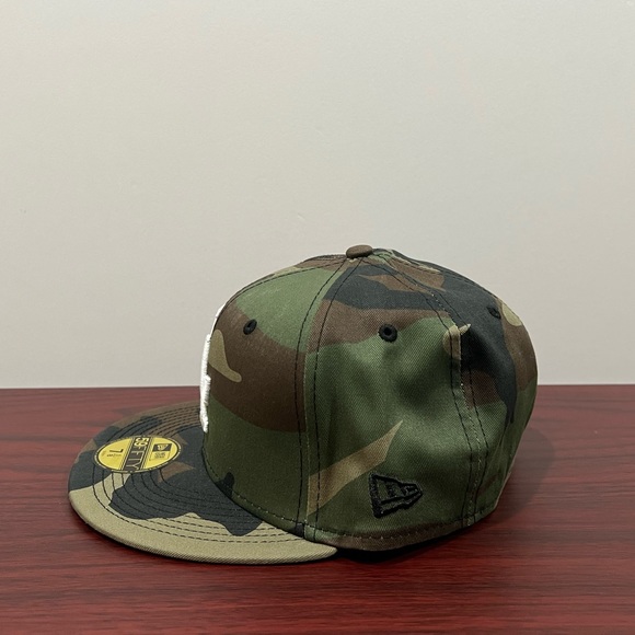 New Era, 59Fifty Fitted Hat, Los Angeles Dodgers, 75th World Series, Camouflage - Picture 6 of 10